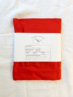 ✨ NWT ✨ GARMENT Fabric - 1.5m - Viscose Twill - Poppy